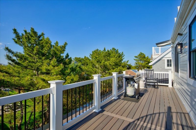 39885 Bennett Street, Sussex Shores — photo 67
