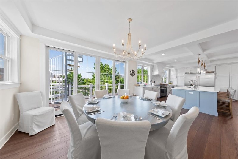 39885 Bennett Street, Sussex Shores — photo 123