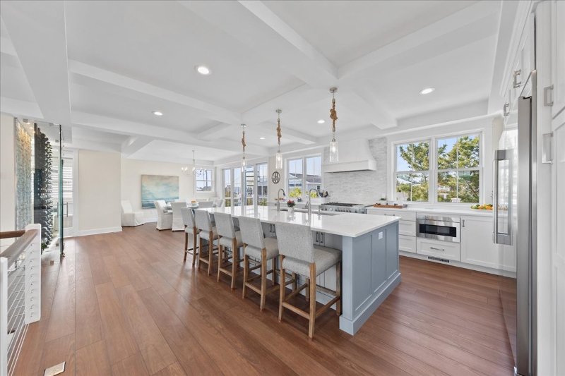 39885 Bennett Street, Sussex Shores — photo 132