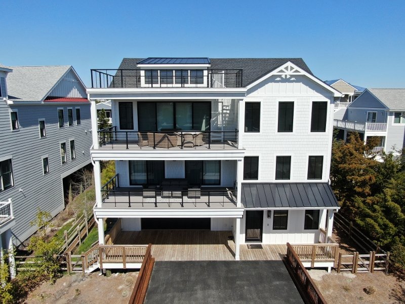 39619 Michelane Circle, Breakwater Beach